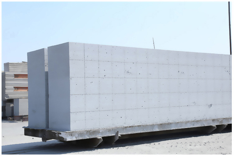 莱山加气块 加气砌块 轻质砖气孔结构及其影响因素